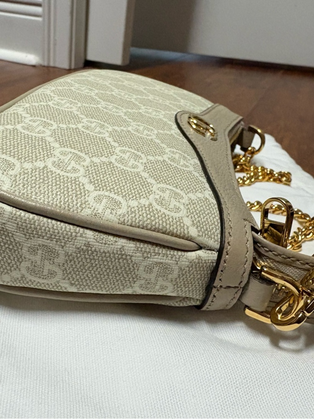 Gucci Mini Ophidia Bag - Picture 3 of 11